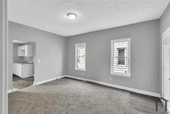 9418 Easton Ave — Photo 9