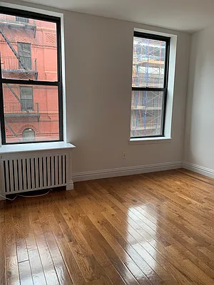 Rented by Chartwell Manhattan Realty | media 5