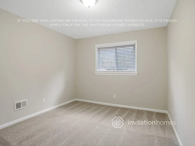 2631 Cavalier Dr — Photo 18