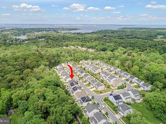3rd image of 7928 Meridian Dr