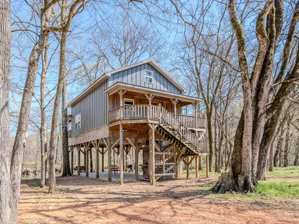 516 Barney Ln, Westpoint, TN 38486