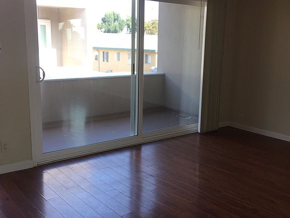 5th image of 4813 August St APT 8