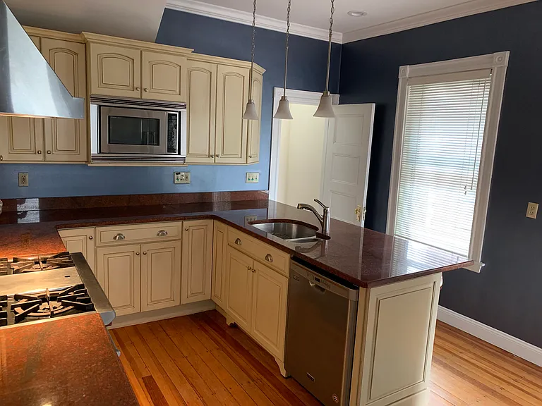 234 South St — Photo 13