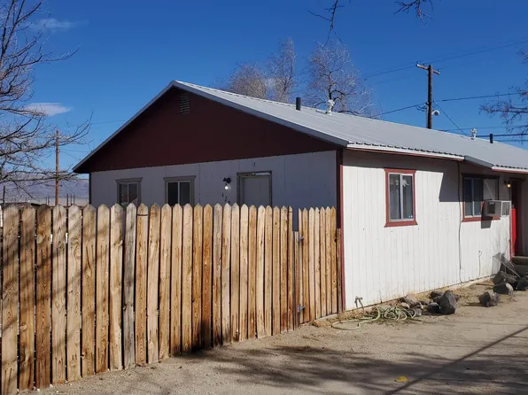 422 S C St, Hawthorne, NV 89415