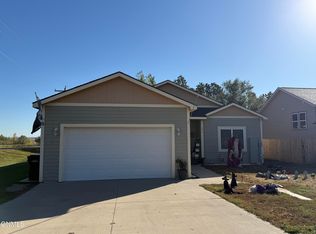1604 E Pheasant Ridge Dr, Watford City, ND 58854