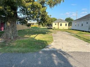 1907 Casa Calvo St, New Orleans, LA 70114