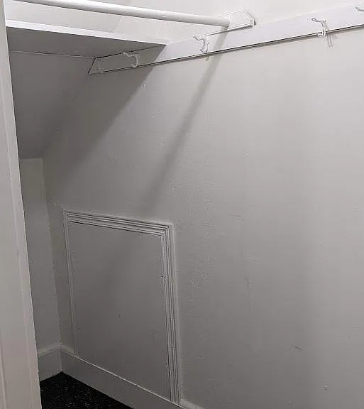 Walk in closet