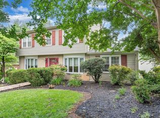 2626 Avenham Ave SW, Roanoke, VA 24014