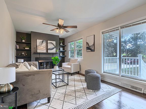 2nd image of 4625 Chickory Hill Ln