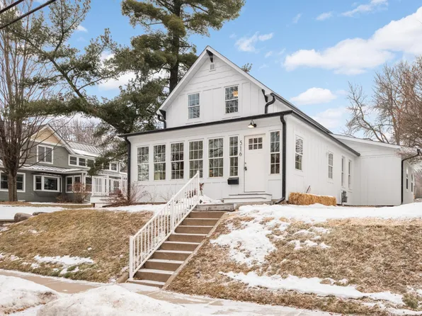 516 Laurel St W, Stillwater, MN 55082
