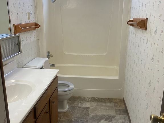 5th image of 521 W Indiana Ave #13C