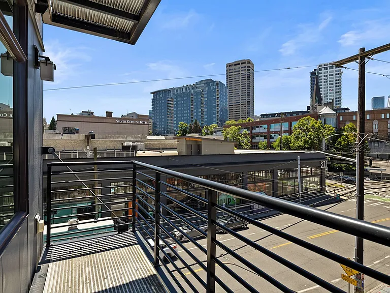 Evolve Apartments — Photo 77