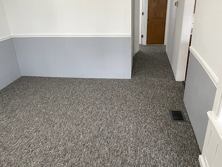 719 N Catherine St — Photo 3