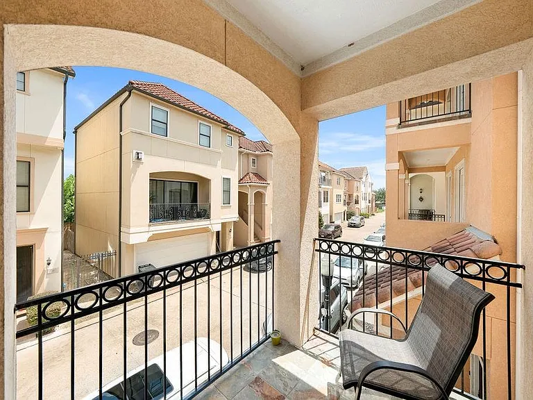 7143 Laguna Villas — Photo 24