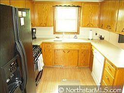 3rd image of 717 E 152nd St
