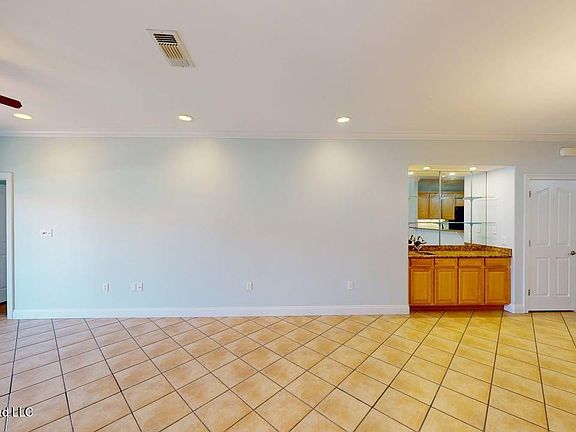 5th image of 1453 E Beach Blvd APT 306