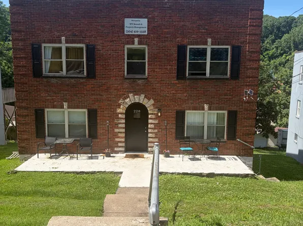228 Sutherland Drive, 228 Sutherland Dr #B, South Charleston, WV 25303