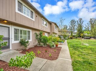 5053 Charmian Dr, Santa Rosa, CA 95409