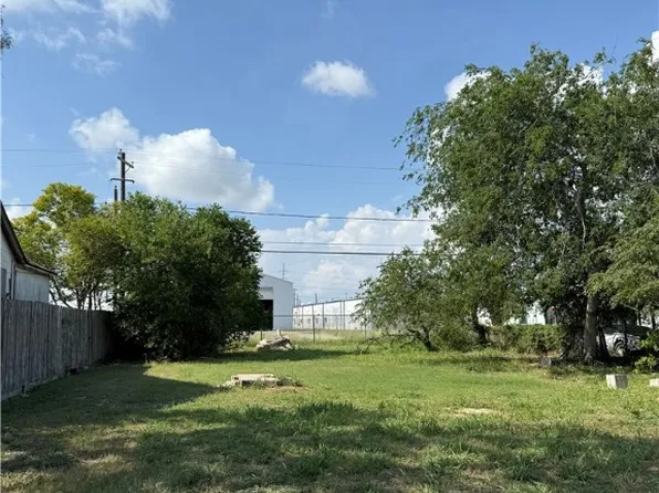 541 Van Cleve Dr, Corpus Christi, TX 78408