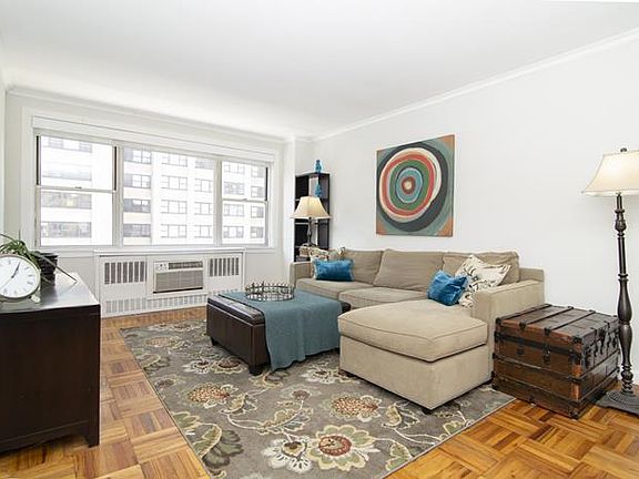 2nd image of 201 E 37th St APT 12G