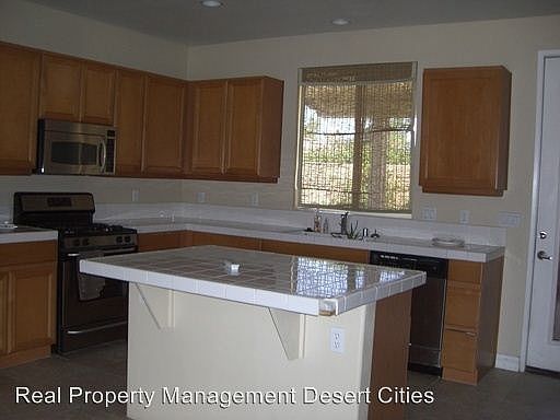 2nd image of 47412 Bahama Ct