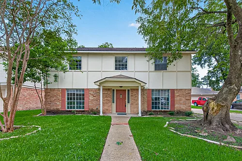 5703 Green Timbers Dr Photo 1