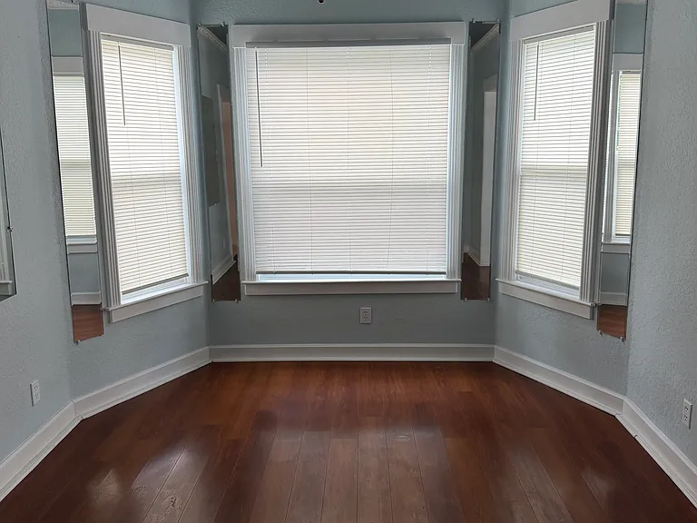 416 SW California Ave — Photo 5