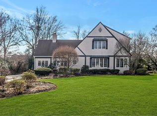 66 South Dr, Manhasset, NY 11030