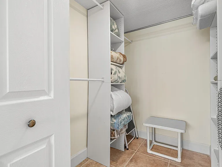 1801 S Ocean Dr #332 — Photo 42