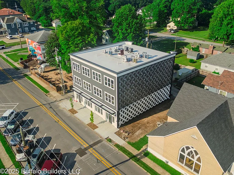 The Fitzgerald Apartments - Downtown Springdale — Photo 33