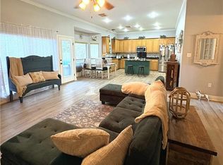 357 Highland Oaks S, Madisonville, LA 70447