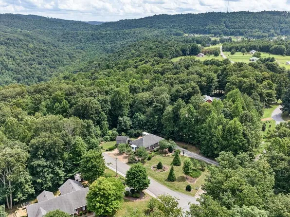 355 Brotherton Point, Cookeville, TN 38506