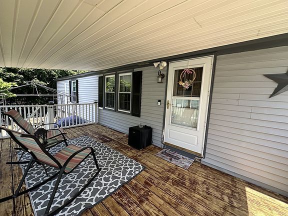 4th image of 62 Colvin St