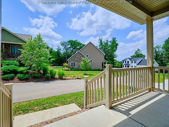 4th image of 495 Double Eagle Dr