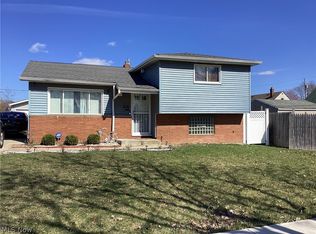 18817 Garden Blvd, Cleveland, OH