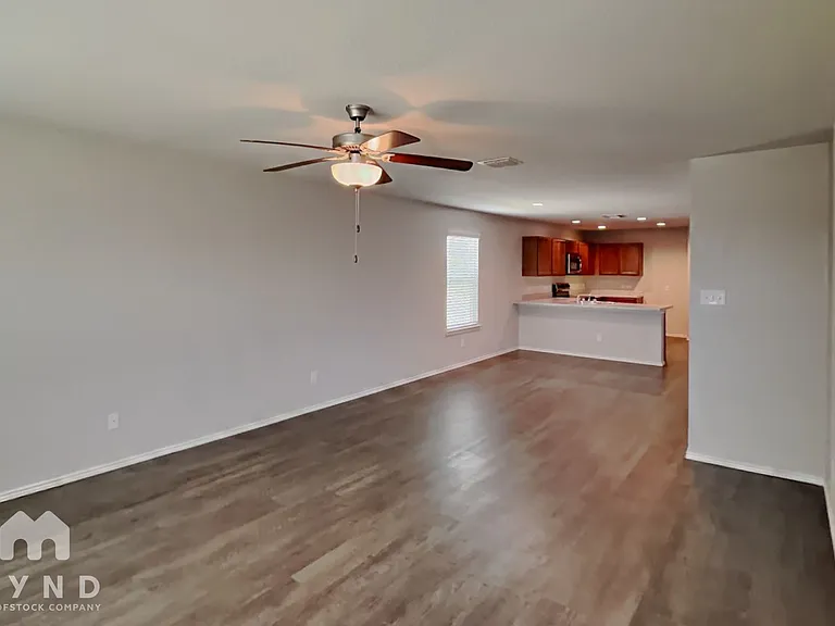 3704 Colemans Run — Photo 6