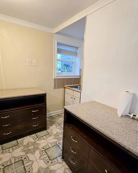 3083 Claiborne Dr — Photo 7