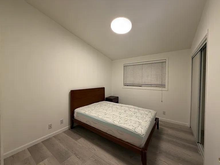 1138 Glenelder Ave — Photo 10