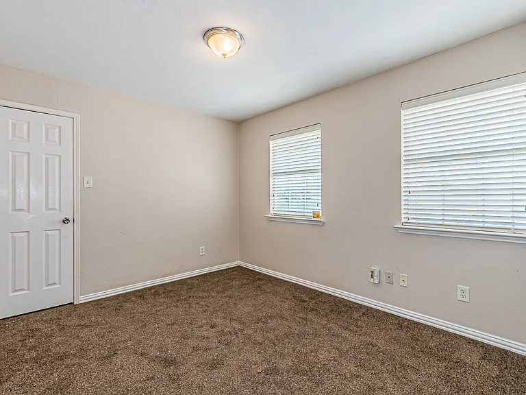 464 Bass Rd — Photo 22