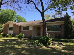 11830 Dixfield Dr, Dallas, TX 75218