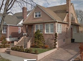 15921 100th St, Howard Beach, NY 11414