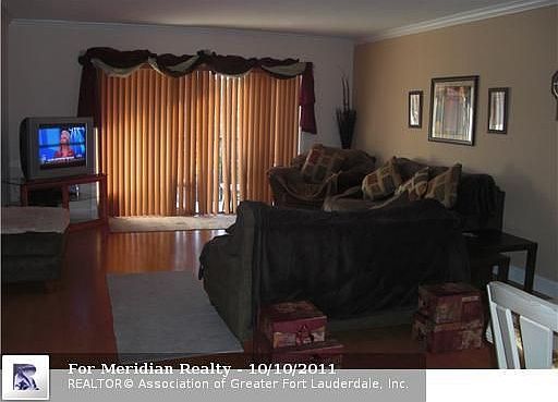4th image of 164 Lakeview Dr APT 204