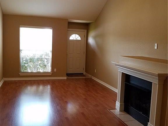 4th image of 297 Copper Oaks Dr