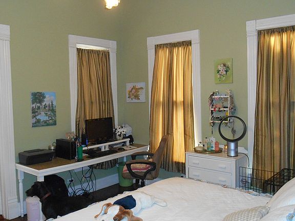 3rd image of 607 Hudgins St