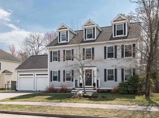 17 Lupine Ln, Rochester, NH 03868