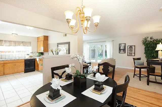 Dinning nook
