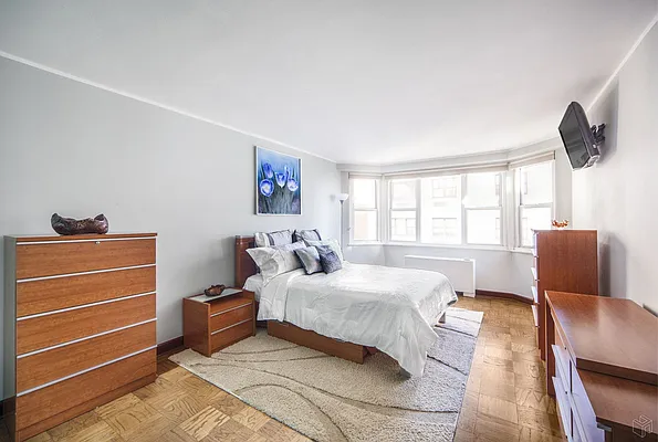 Rented by Halstead Real Estate | media 12