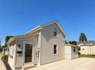 1119 Furnace St, Hellertown, PA 18055