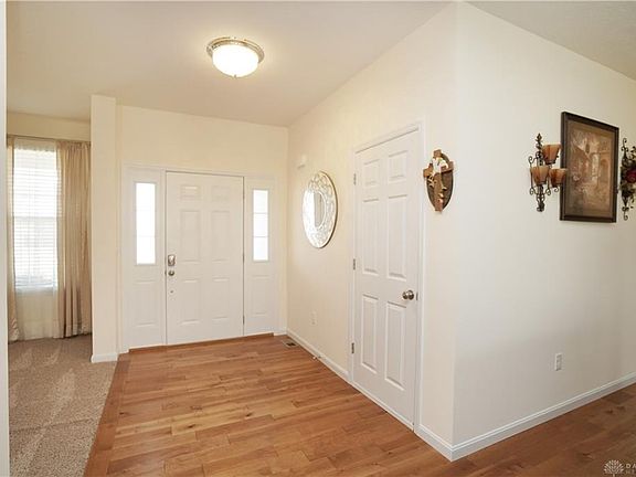 4th image of 5505 Spring Blossom Dr