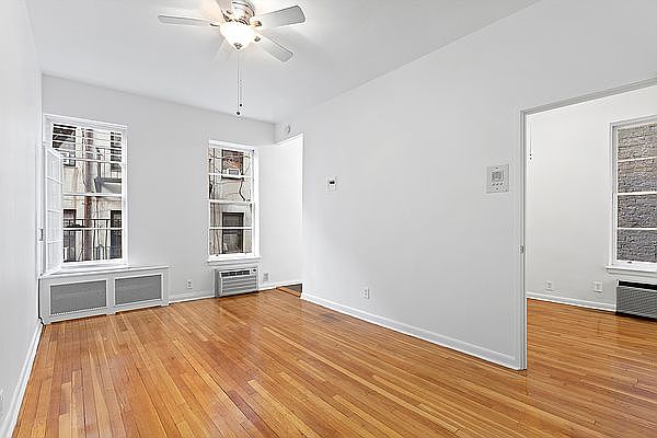 1st image of 259 W 12th St #3D